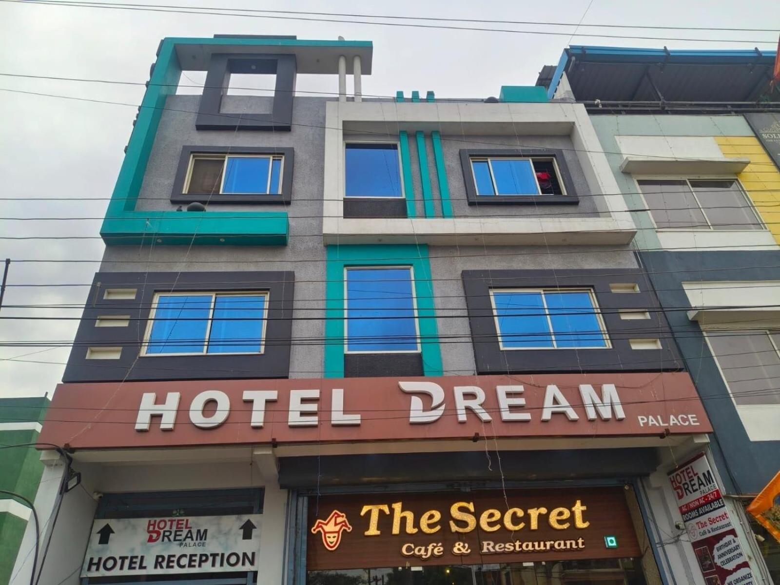 Hotel O Dream Palace Indore Exteriör bild
